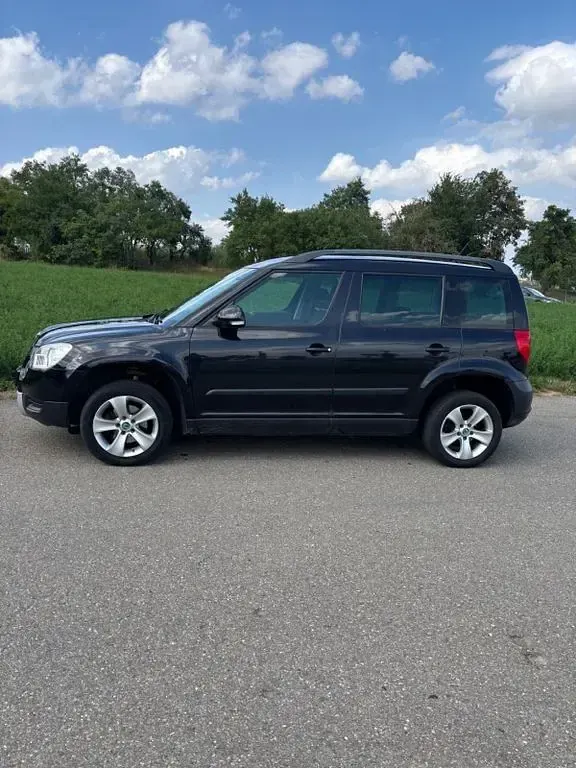 Gebraucht Skoda Yeti Ambition 140 PS (102 kW) 2012 Schwarz SUV
