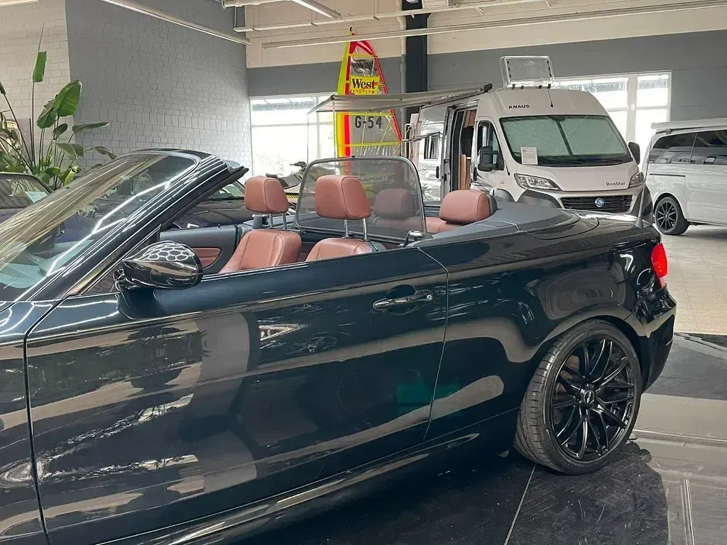Gebraucht BMW 125 Cabriolet M Sport 218 PS (160 kW) 2008 Schwarz Cabrio