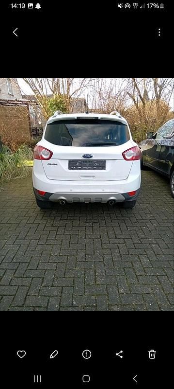 Gebraucht Ford Kuga 140 PS (102 kW) 2011 Weiß SUV