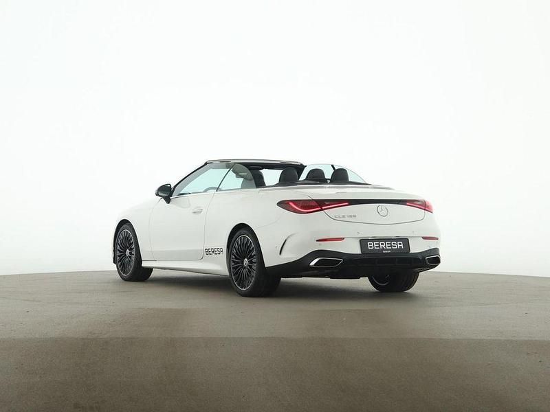 Gebraucht Mercedes 180 AMG 170 PS (125 kW) 2026 Weiß Limousine