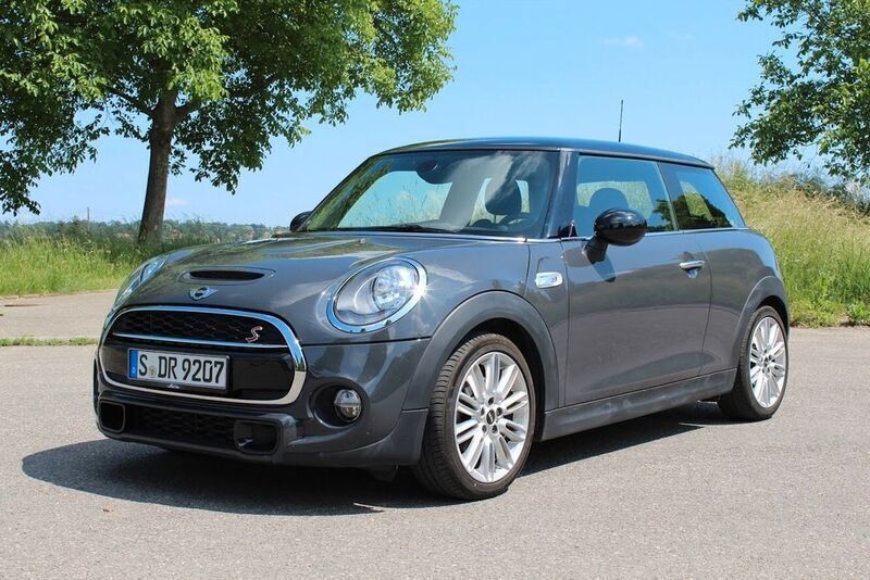 Grau Gebraucht 2014 Mini Cooper S Kleinwagen | 13.390 € (Guter Preis) - Bild 1/4