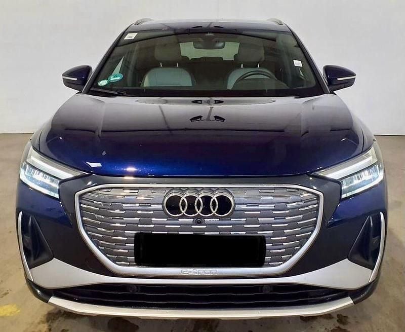 Gebraucht Audi Q4 e-tron S-Line 219 kW (299 PS) 2023 Blau SUV