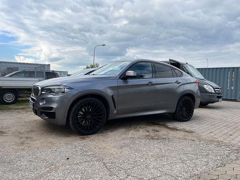Beige Gebraucht 2015 BMW X6 M50 Performance SUV | 36.900 € - Bild 1/4