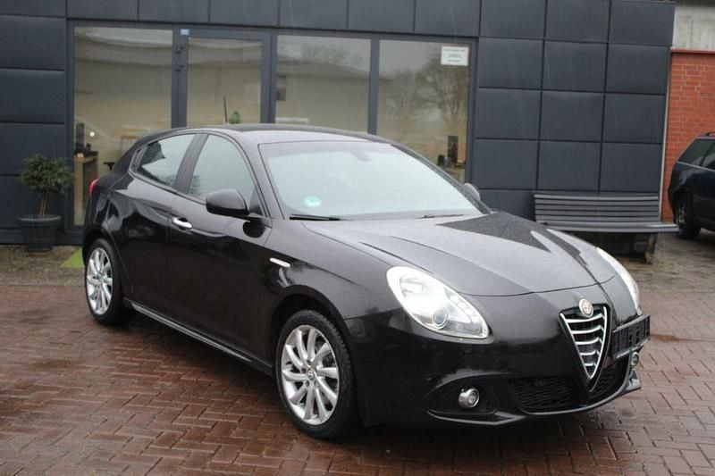 Gebraucht Alfa Romeo Giulietta Veloce 150 PS (110 kW) 2014 Schwarz Kleinwagen