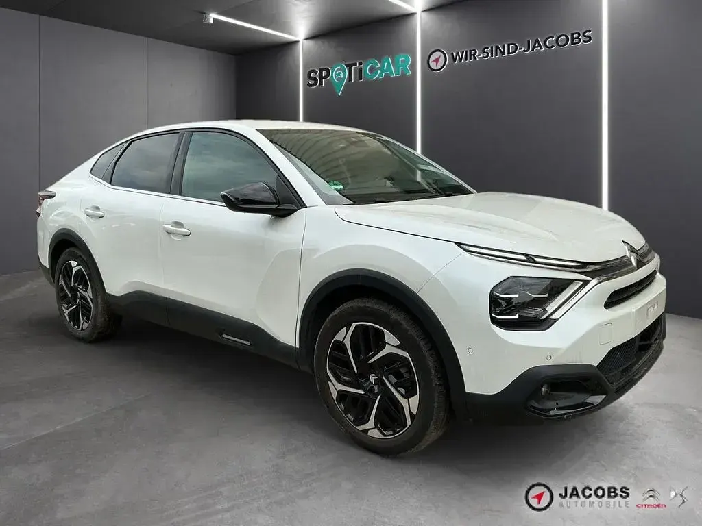 Gebraucht Citroën C4 X Shine 131 PS (96 kW) 2023 Lack weiss perlglnzend/typ a (metallic) SUV