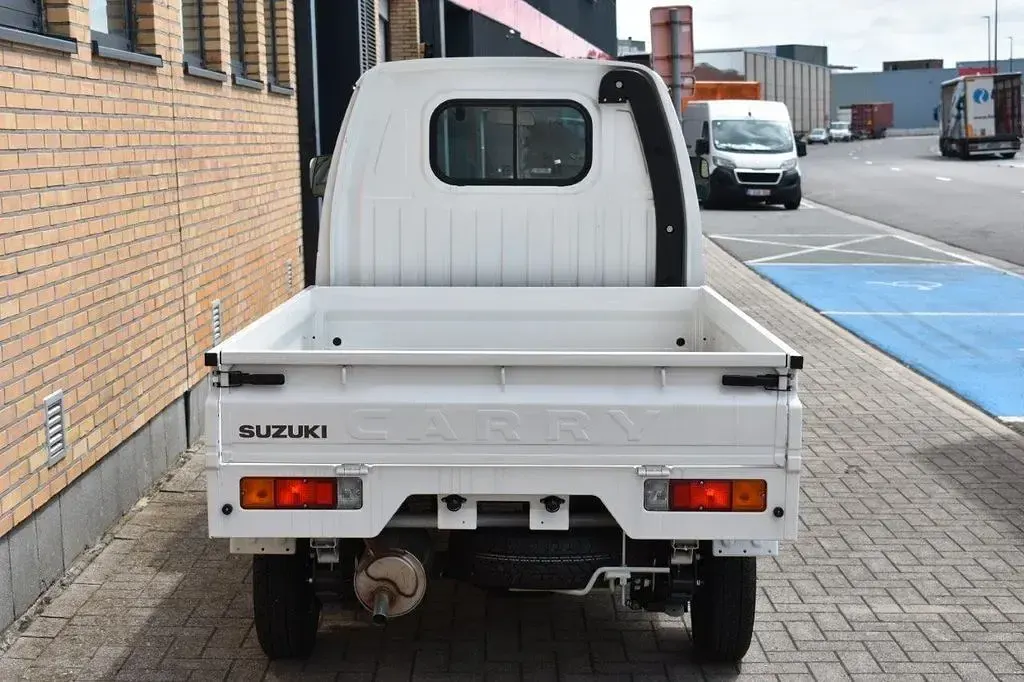 Neu Suzuki Super-Carry 72 PS (52 kW) 2026 Weiß SUV