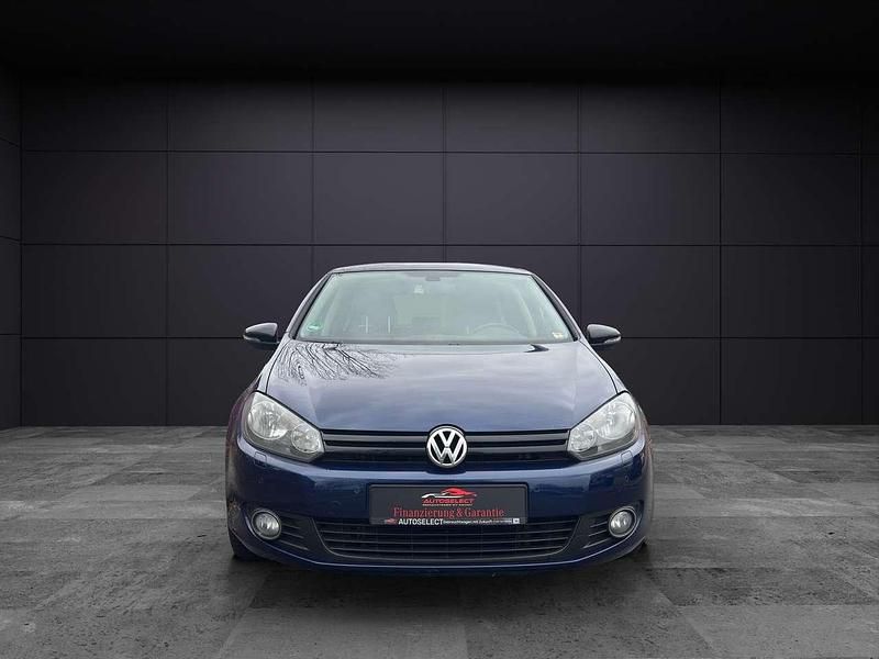 Gebraucht VW Golf VI Match 86 PS (63 kW) 2012 Shadow blue Kleinwagen