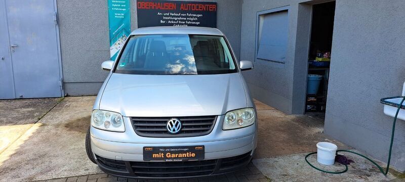 Silber Gebraucht 2003 VW Touran Basis Van / Kleinbus | 3.299 € (Teuer) - Bild 1/4