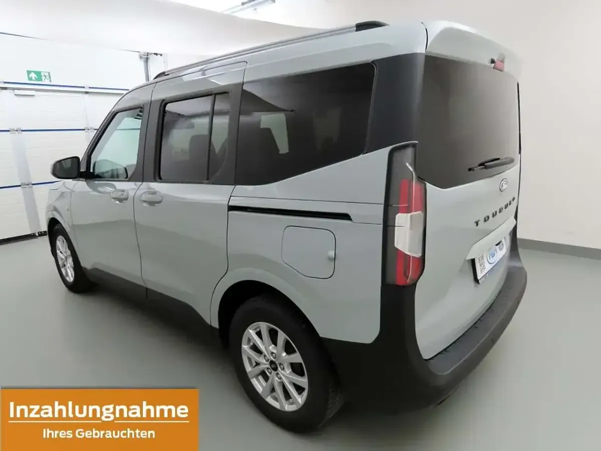 Gebraucht Ford Tourneo Courier Titanium 125 PS (91 kW) 2024 Cactus gray Van / Kleinbus