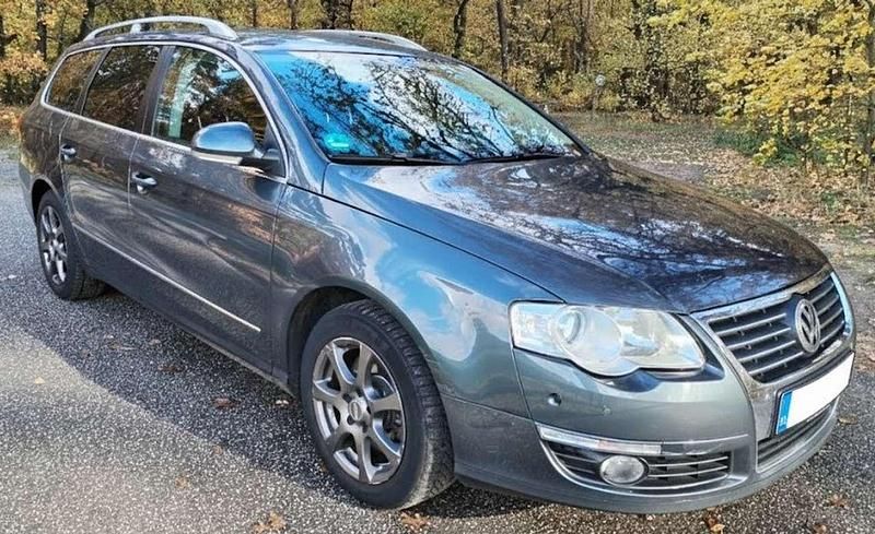 Gebraucht VW Passat Highline 122 PS (89 kW) 2009 Islandgrau Kombi