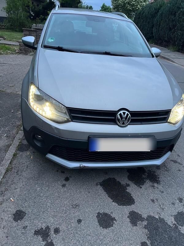 Gelb Gebraucht 2011 VW Polo Kombi | 6.400 € (Guter Preis) - Bild 1/4