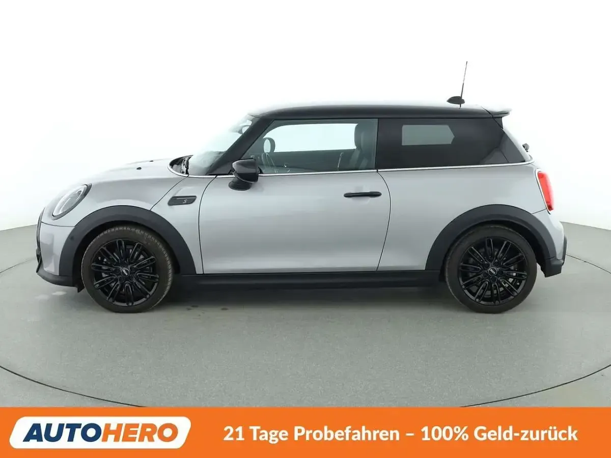 Gebraucht Mini Cooper S Resolute Edition 178 PS (130 kW) 2024 Melting silver iii Kleinwagen