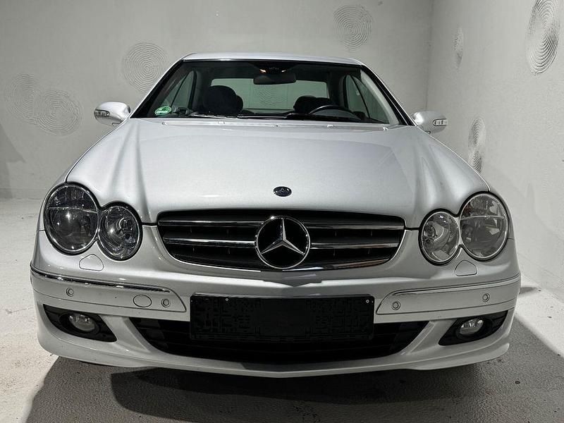Gebraucht Mercedes CLK280 231 PS (169 kW) 2006 Silber Coupé