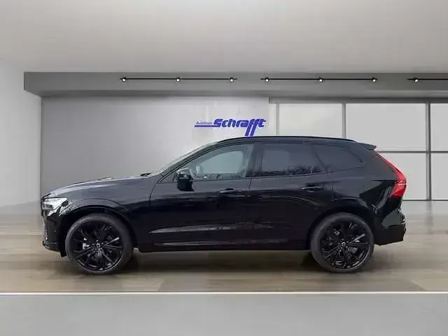 Gebraucht Volvo XC60 Plus 250 PS (183 kW) 2025 Schwarz SUV