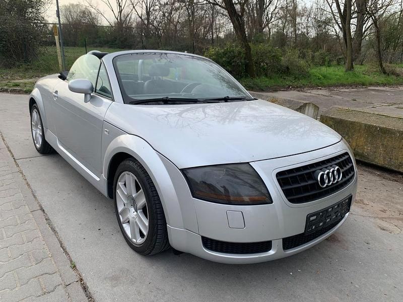 Gebraucht Audi TT Roadster Sport 179 PS (131 kW) 2004 Silber Cabrio