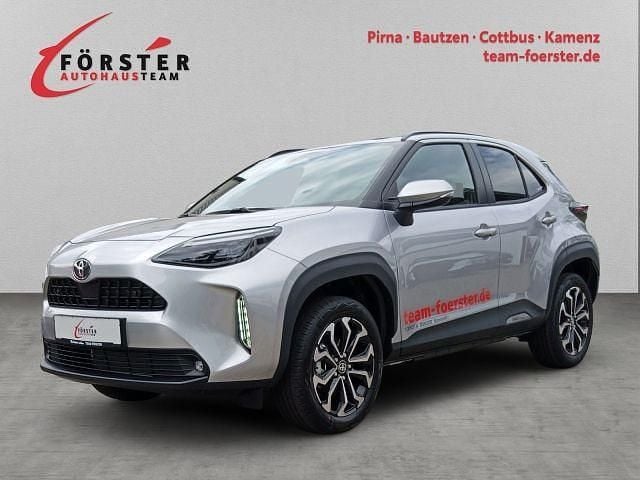 Silber Gebraucht 2025 Toyota Yaris Cross SUV | 29.390 € (Fairer Preis) - Bild 1/4