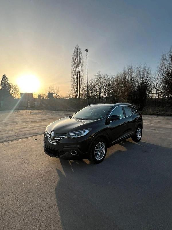 Gebraucht Renault Kadjar LIMITED 131 PS (96 kW) 2018 Schwarz SUV