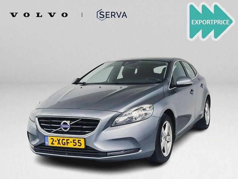 Gebraucht Volvo V40 Business Edition 190 PS (139 kW) 2014 Grau Limousine