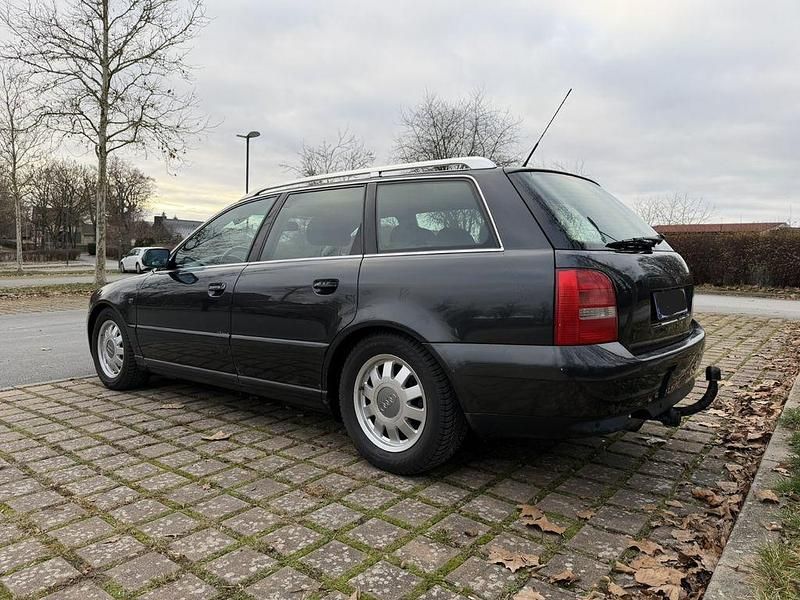 Gebraucht Audi A4 150 PS (110 kW) 1999 Schwarz Kombi
