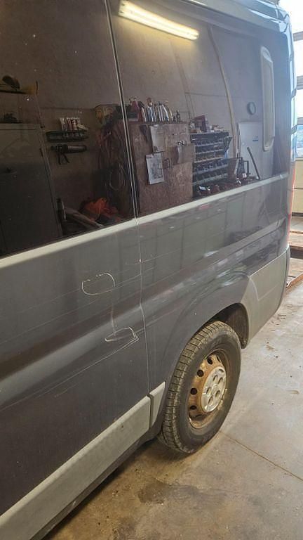 Gebraucht Fiat Ducato 110 PS (80 kW) 2010 Grau Van