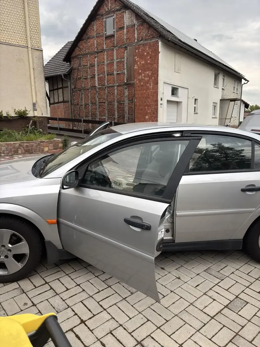 Gebraucht Opel Vectra 122 PS (89 kW) 2002 Grau Limousine