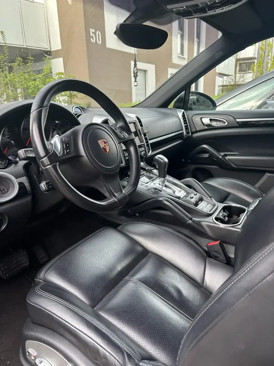 Gebraucht Porsche Cayenne 245 PS (180 kW) 2013 Schwarz SUV