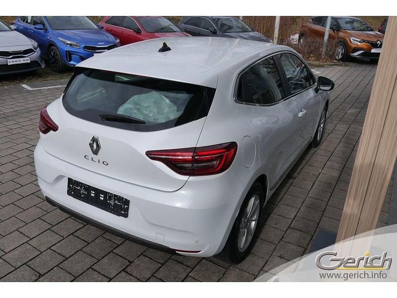 Gebraucht Renault Clio V Intens 91 PS (66 kW) 2021 Quarzweiß metallic (metallic) Kleinwagen
