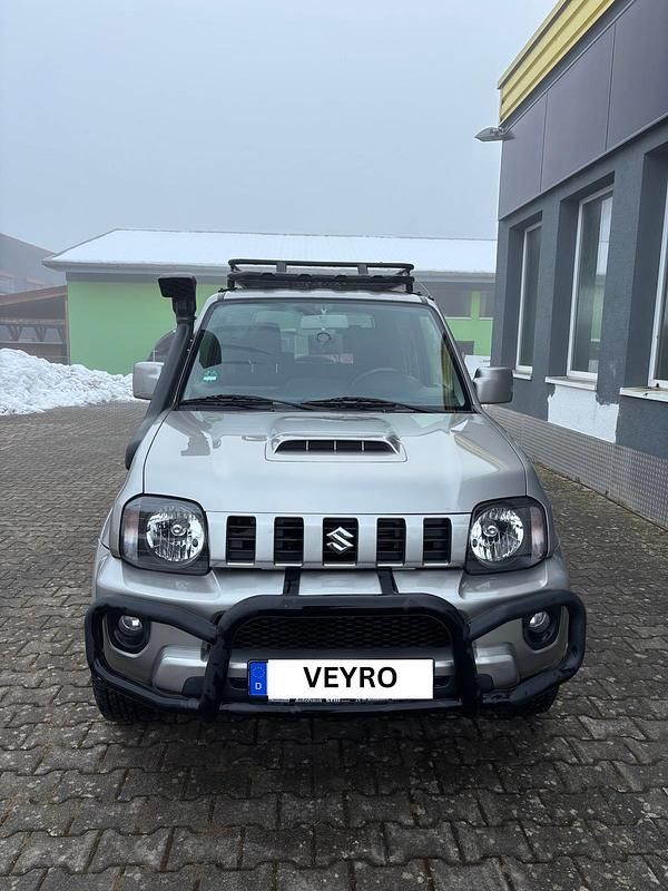 Gebraucht Suzuki Jimny 80 PS (58 kW) 2016 Silber SUV