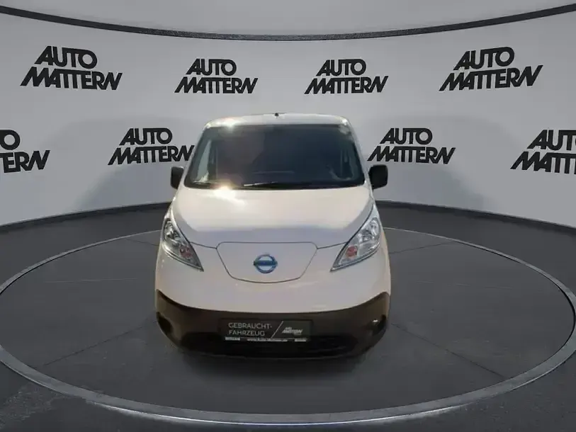 Gebraucht Nissan e-NV200 Premium Edition 80 kW (109 PS) 2021 Weiss Van / Kleinbus