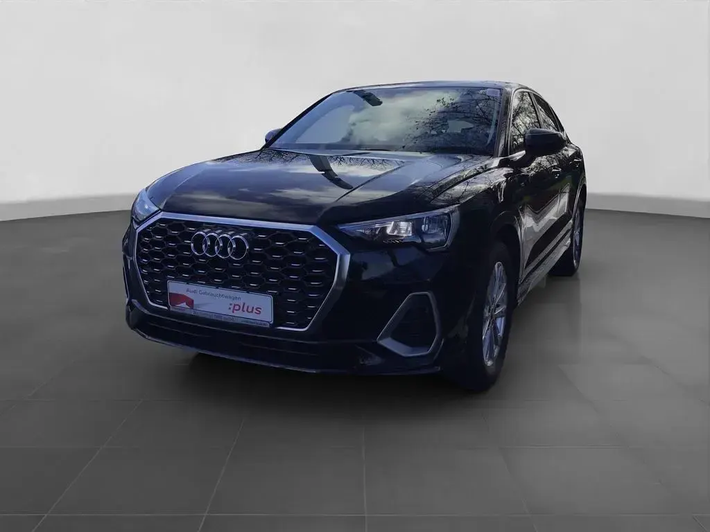 Gebraucht Audi Q3 Sportback S-Line 245 PS (180 kW) 2022 Mythosschwarz metallic SUV