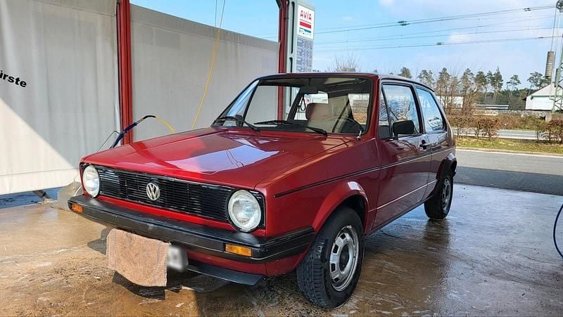 Gebraucht VW Golf I 54 PS (39 kW) 1983 Rot Kleinwagen