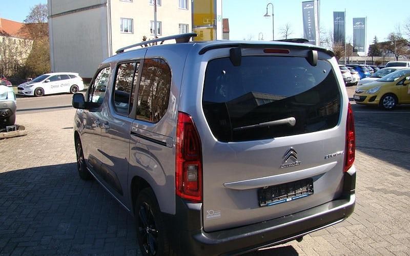 Gebraucht Citroën e-Berlingo Shine 100 kW (136 PS) 2022 Lack grau artense/typ aussenve Van / Kleinbus