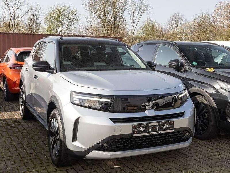 Neu Opel Frontera 145 PS (106 kW) 2026 Silber SUV