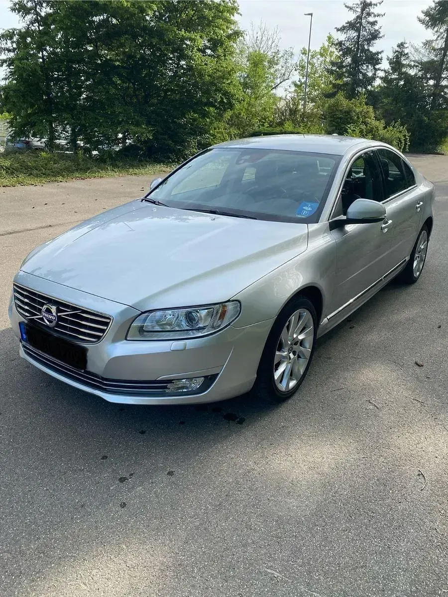Gebraucht Volvo S80 Momentum 181 PS (133 kW) 2015 Silber Limousine