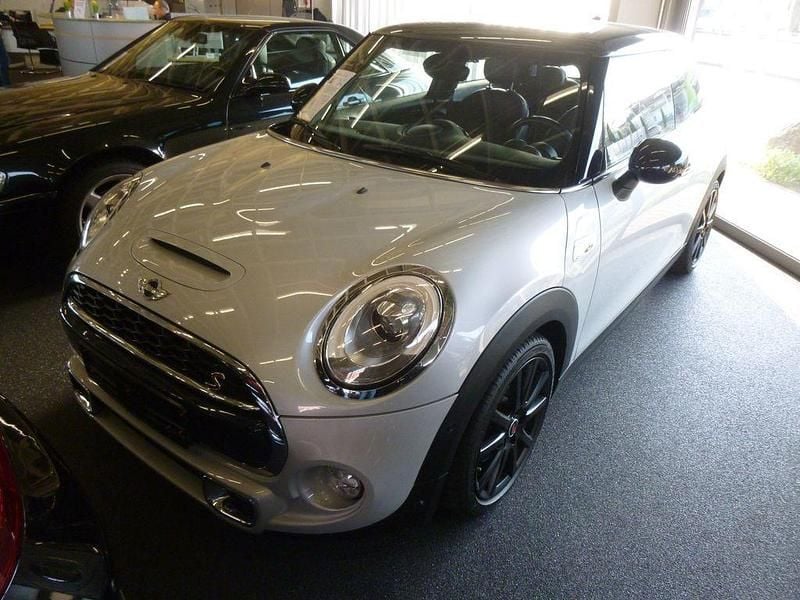 Gebraucht Mini Cooper 192 PS (141 kW) 2017 Silber Kleinwagen