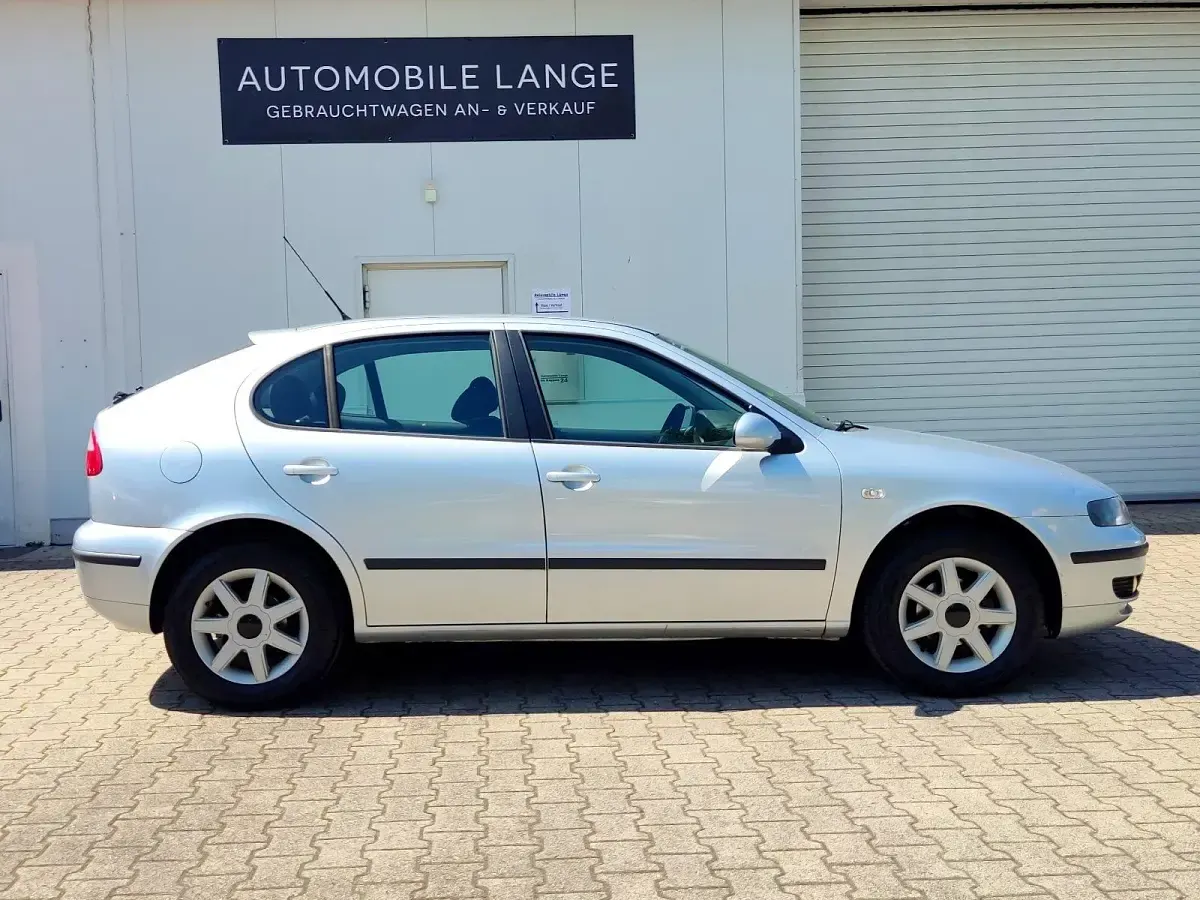 Gebraucht Seat Leon 105 PS (77 kW) 2006 Silber Kleinwagen
