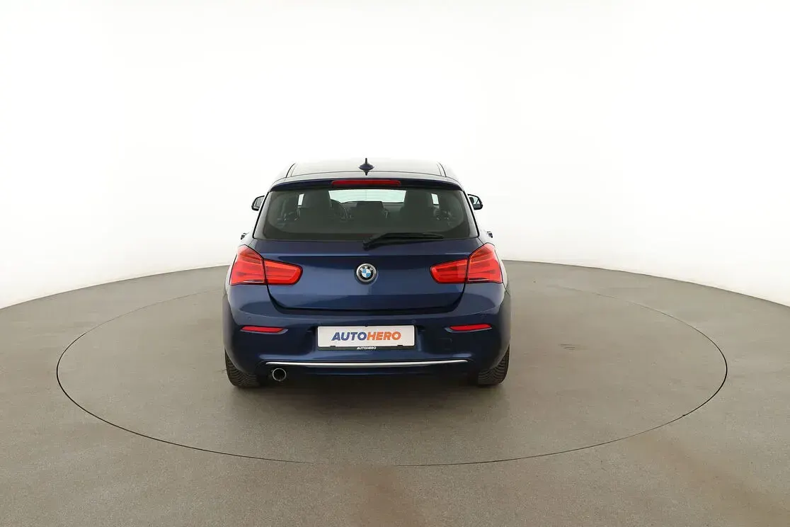 Gebraucht BMW 116 Urban Line 116 PS (85 kW) 2015 Blau Kleinwagen