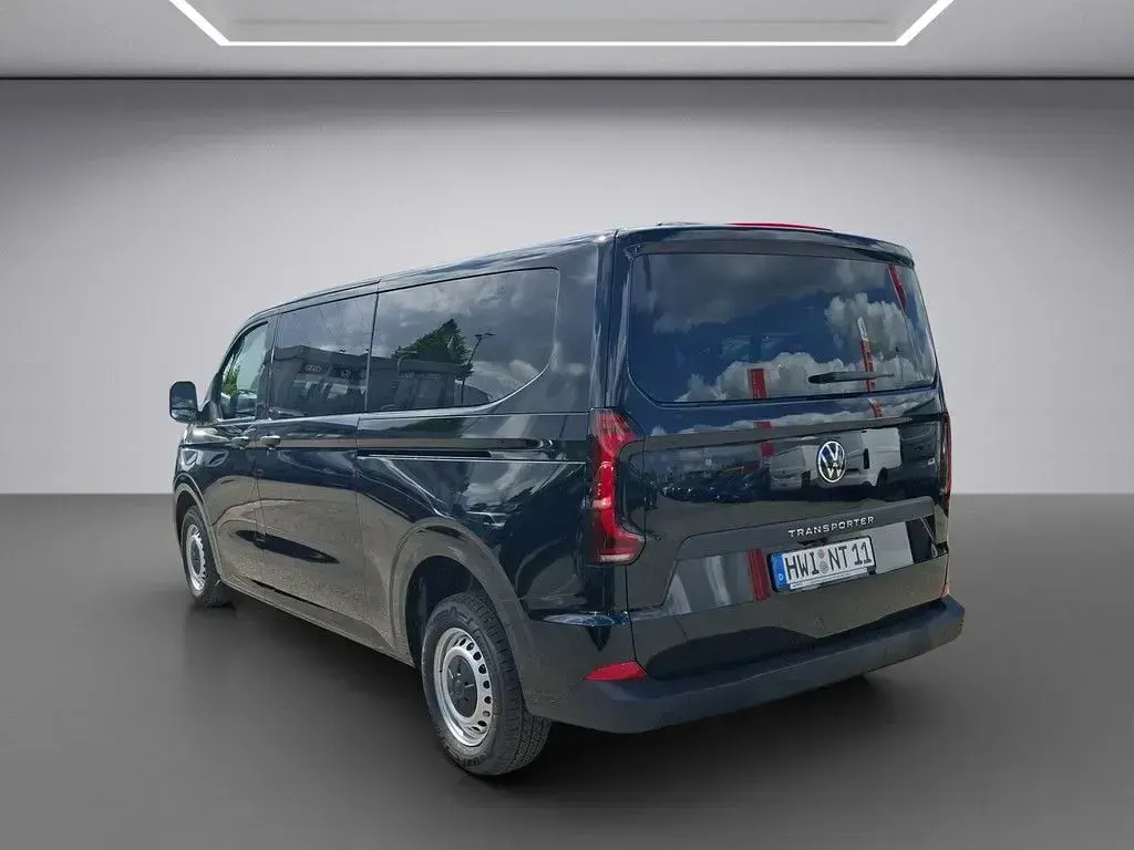 Gebraucht VW T7 150 PS (110 kW) 2026 Schwarz Van