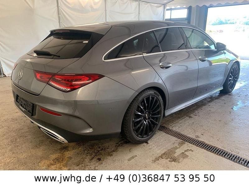 Gebraucht Mercedes CLA200 Shooting Brake AMG line 163 PS (119 kW) 2020 Grey metallic Kombi