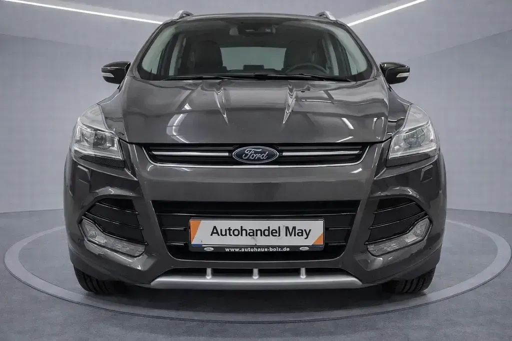 Używany Ford Kuga Individual 182 KM (133 kW) 2016 Szary SUV