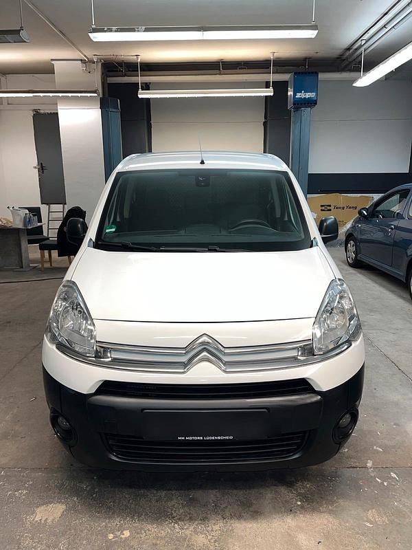 Gebraucht Citroën Berlingo 90 PS (66 kW) 2015 Weiß Van / Kleinbus