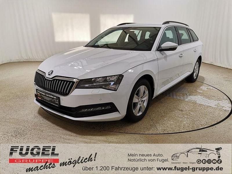 Gebraucht Skoda Superb Ambition 150 PS (110 kW) 2021 Moonweiss metallic Kombi