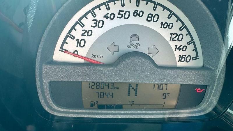 Gebraucht Smart ForTwo Cabrio Pure 71 PS (52 kW) 2012 Weiß Cabrio