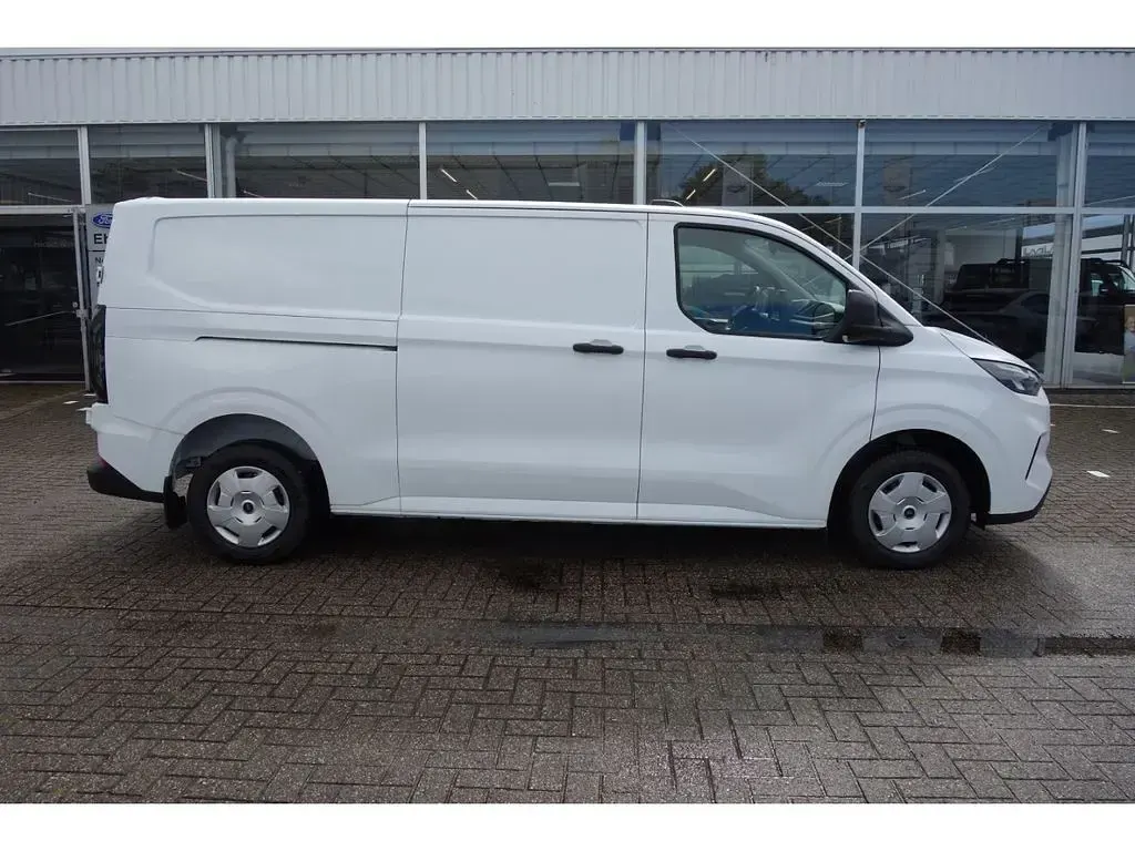 Używany Ford Transit Custom Trend 150 KM (110 kW) 2024 Biały Van