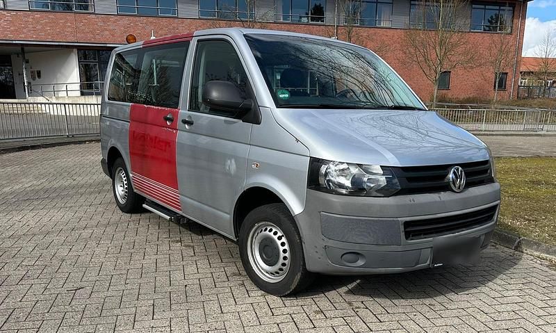 Gebraucht VW T5 84 PS (61 kW) 2013 Silber Van
