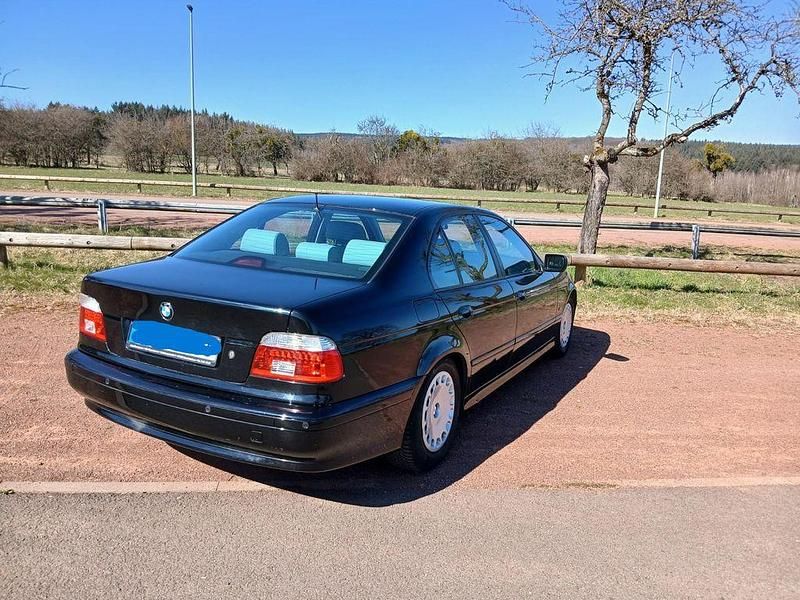 Gebraucht BMW 520 Shadowline 170 PS (125 kW) 2001 Schwarz Limousine