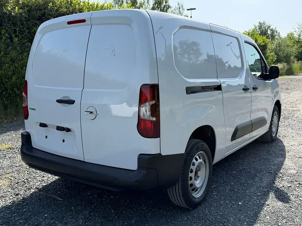 Neu Opel Combo 131 PS (96 kW) 2026 Weiss Van / Kleinbus