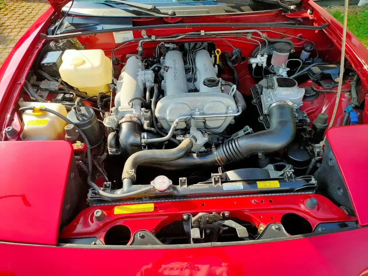 Gebraucht Mazda MX5 116 PS (85 kW) 1990 Rot Cabrio
