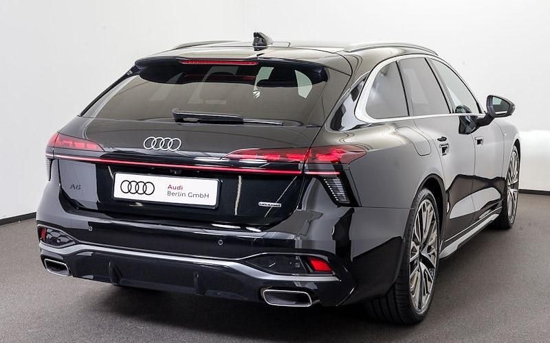 Neu Audi A6 Sport 367 PS (269 kW) 2025 Mythosschwarz metallic Kombi