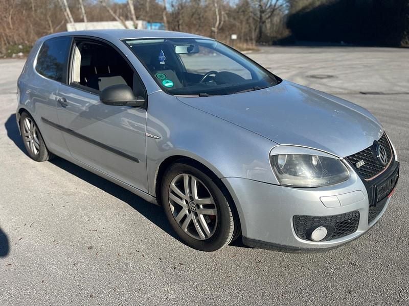 Gebraucht VW Golf V 115 PS (84 kW) 2007 Silber Kleinwagen